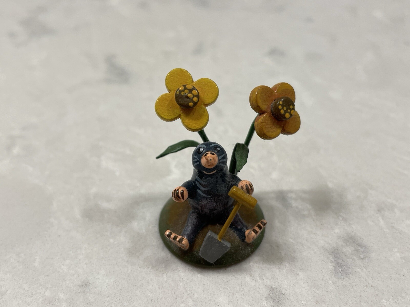 Hubrig Volkskunst, "Herr Maulwurf" (Mr. Mole), miniature, Germany, Erzgebirge