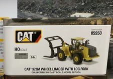 Cargador de ruedas DM 1/87 HO Caterpillar Cat 972M con horquilla de troncos modelo fundido a presión #85950