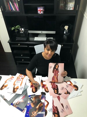 Layla El WWE authentic signed autographed 8x10 photograph proof