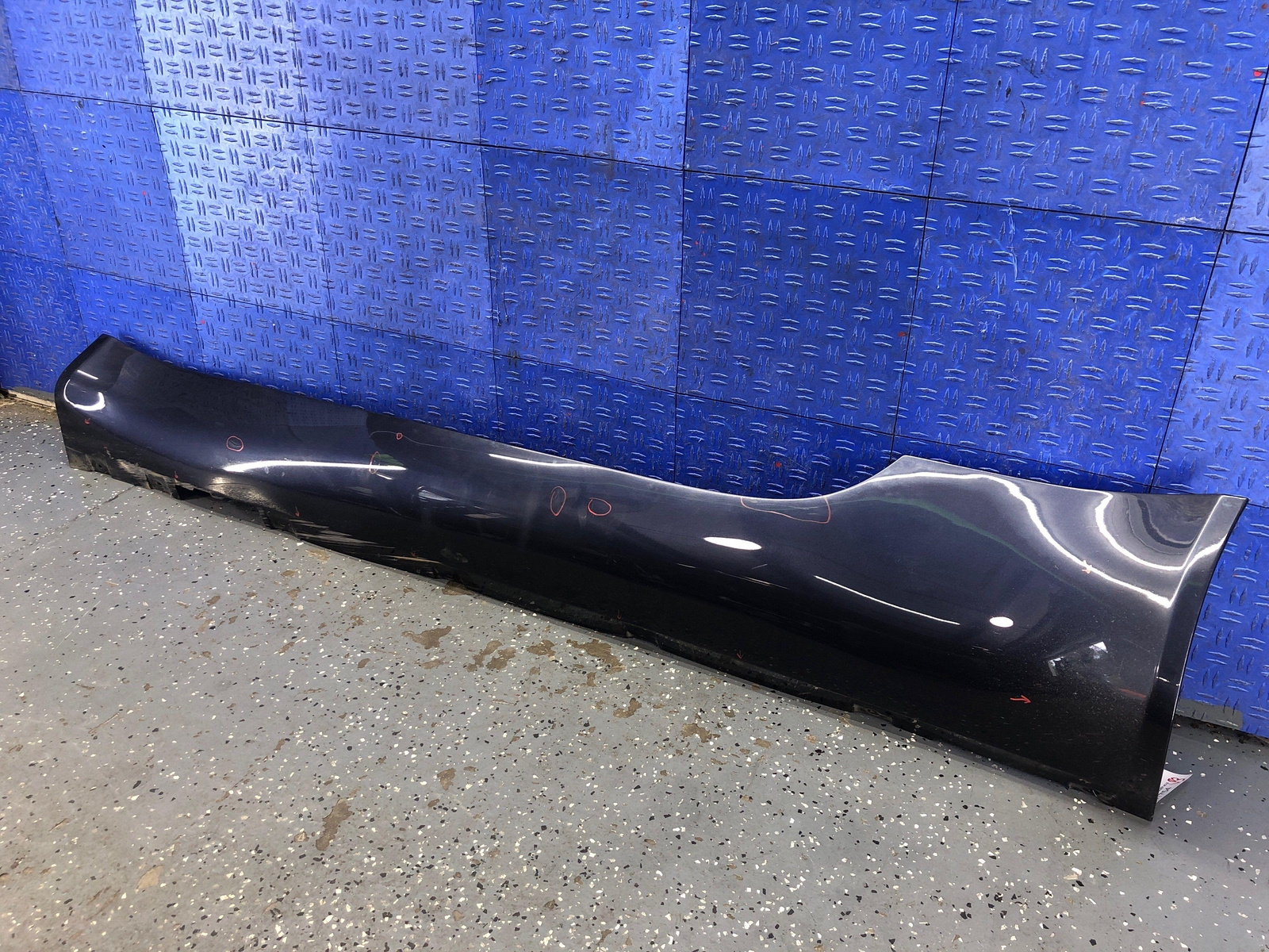 2006-2018 ASTON MARTIN VANTAGE V8 LEFT SIDE SKIRT ROCKER MOULDING BLUE SAPPHIRE