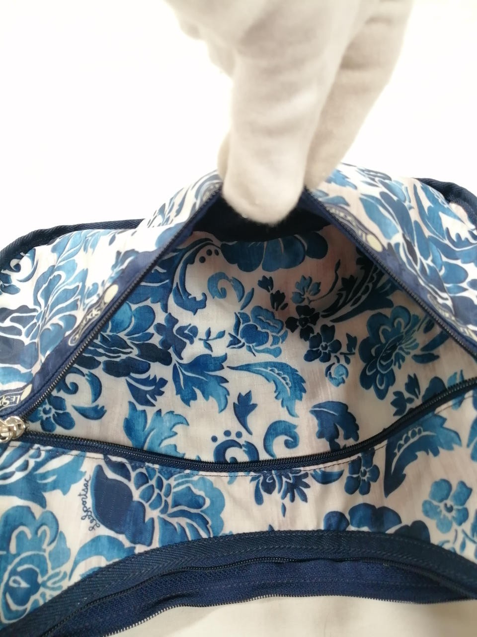 Flower Damask Pattern Shoulder Bag Lesportsac Mod… - image 11