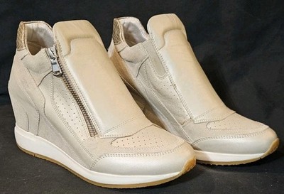 Geox Womens Nydame Sneaker Hidden Wedge Size 8 Tan Taupe Zip Up Fashion Shoe