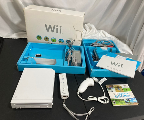 Nintendo Wii Konsole mit Wii Sports Bundle - Weiß. gamecube kompatibel