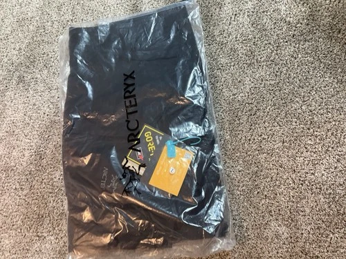 Arc’teryx Beta LT Waterproof GORE-TEX Jacket – Black  Brand New with Tags Size L image 5