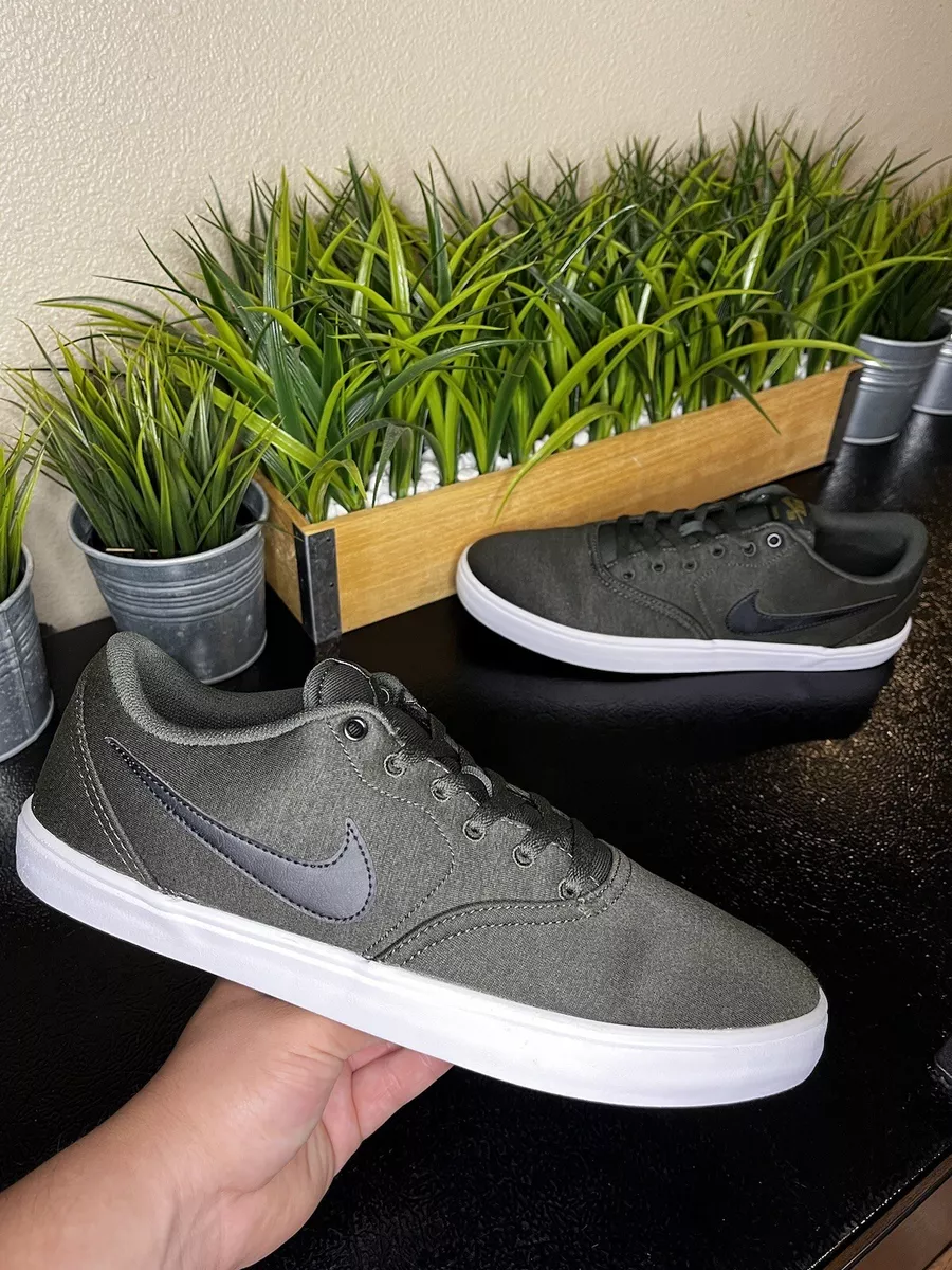 Olive green nike clearance sb