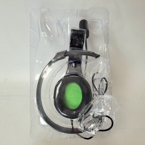 PDP Gaming Wired Chat Headset for Xbox One - Black - Picture 2 of 4