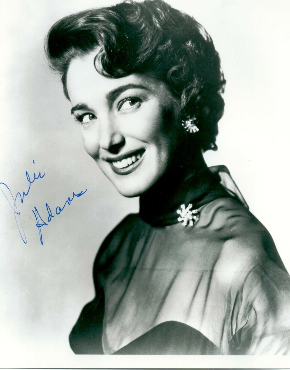 ジュリー・アダムス直筆サイン入り超 特大写真…怒りの河…Julie Adams ジュリー・アダムス直筆サイン入り超 大型写真… - メルカリ