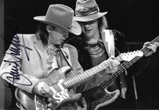 Jimmie Vaughan Autogramm signed 20x30 cm Bild s/w
