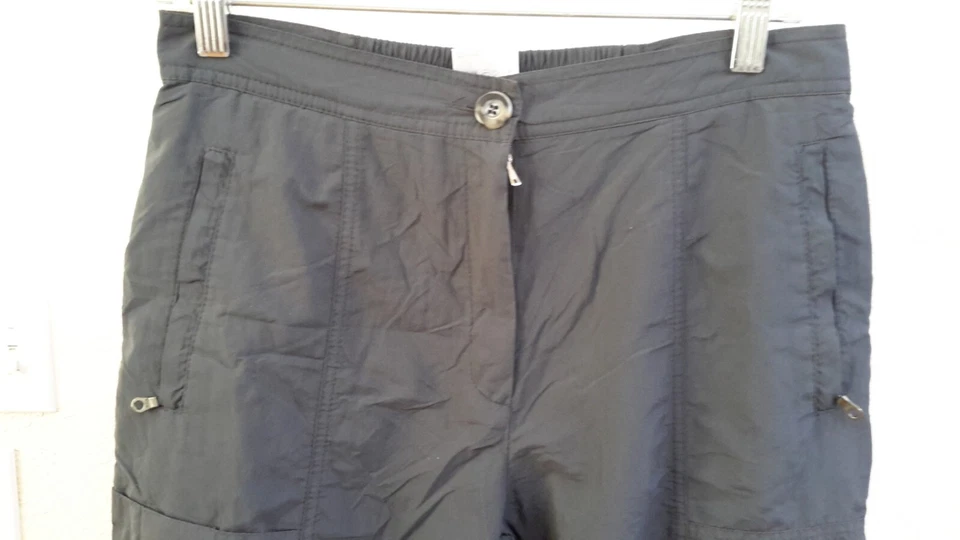 Calça acolchoada Loffler feminina tamanho EU38/S ciclismo capri costura interna W30 18" usada - Imagem 3 de 4