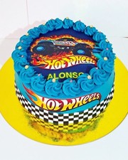 Hot Wheels Rennwagen  Essbar Zuckermasse Tortenbild Tortenaufleger + 4 Muffin