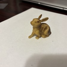 Vintage  Brown  Bunny Rabbit Figurine 