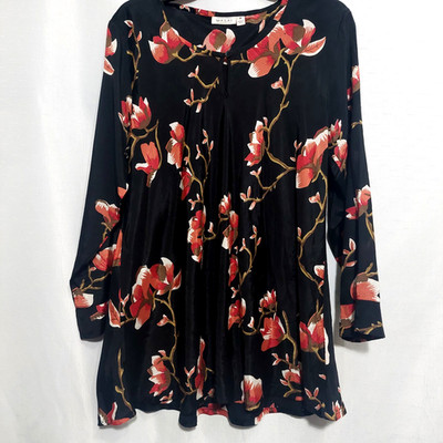 Masai Womens Medium Tunic Blouse Round Keyhole Neck Black & Magnolia Flowers