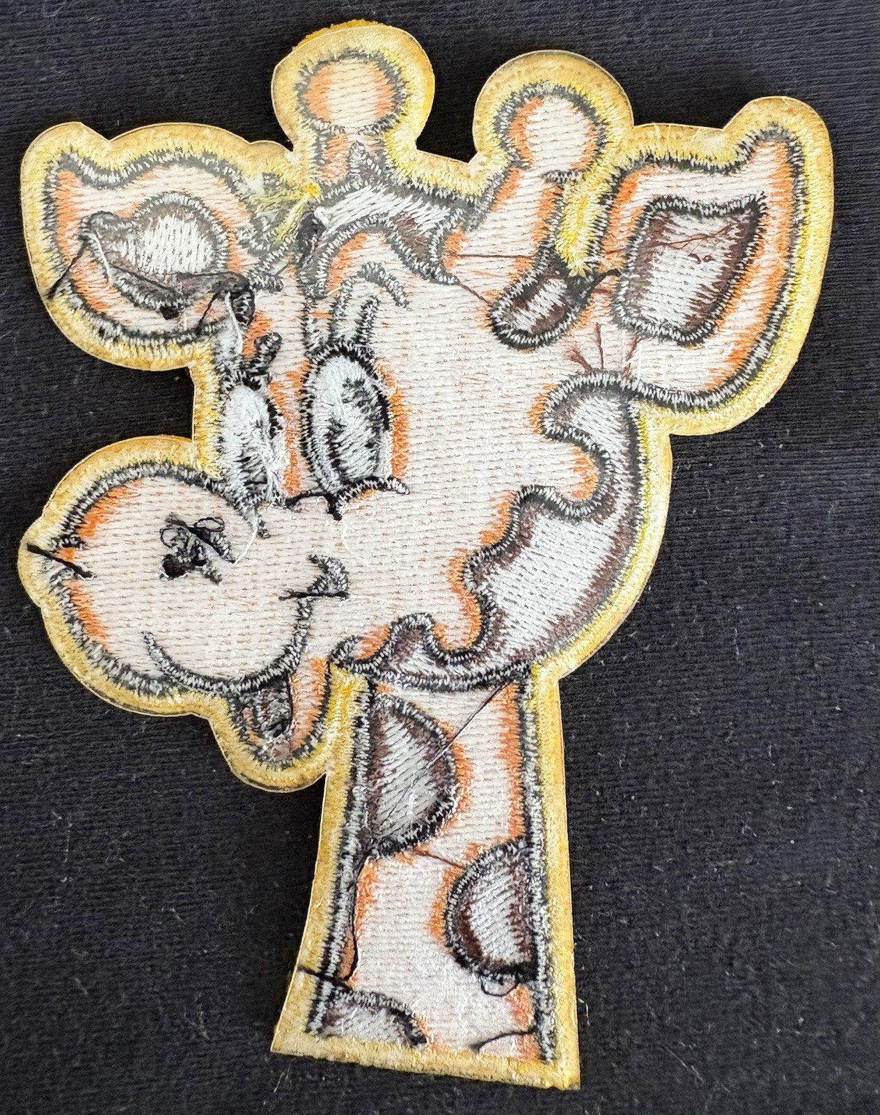 TOYS "R" US embroidered logo GEOFFREY GIRAFFE Jeffrey patch toy R toysrus sew