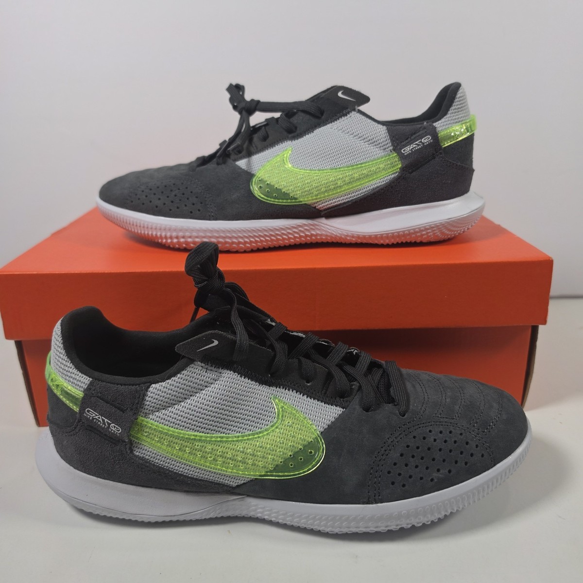 Nike Streetgato Mad Voltage Pack DC8466 012 Men's Size 7 Soccer