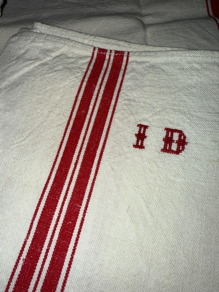 3 grands torchons anciens comme neufs à liteaux 77 cm x 57 cm réf T211 - Photo 2/4