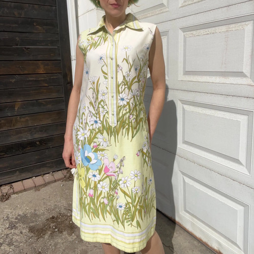SILKSCREEN PRINTED COTTON Vintage 1960s Pastel Floral Cotton Shift Dress,