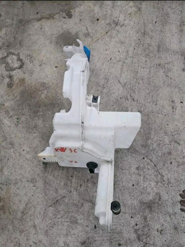 Vw Passat 3C Wischwasserbehälter mit Pumpe 3C0955453
