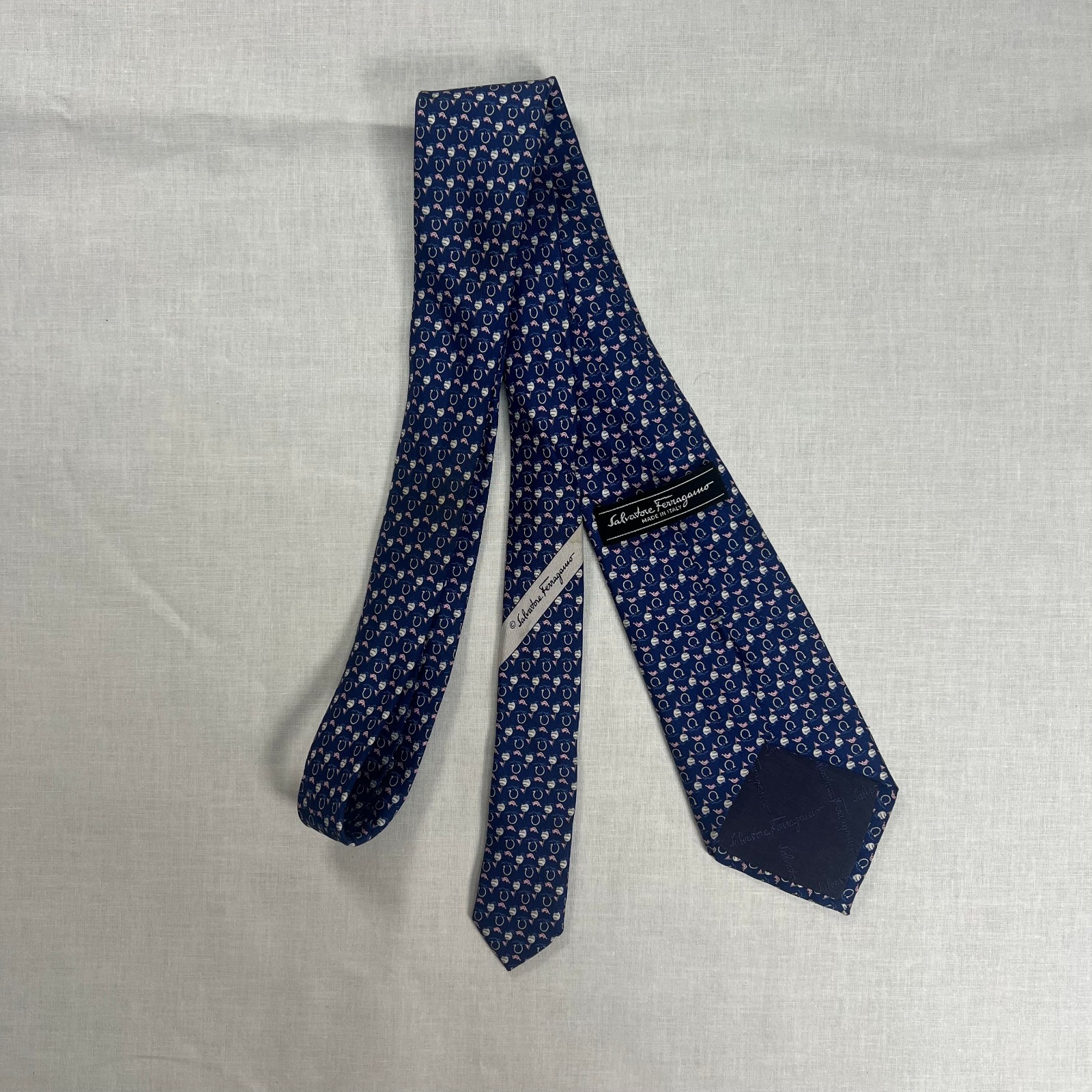 Salvatore Ferragamo Silk Tie Blue Horseshoe Gancini Animal Bird Pattern Italy