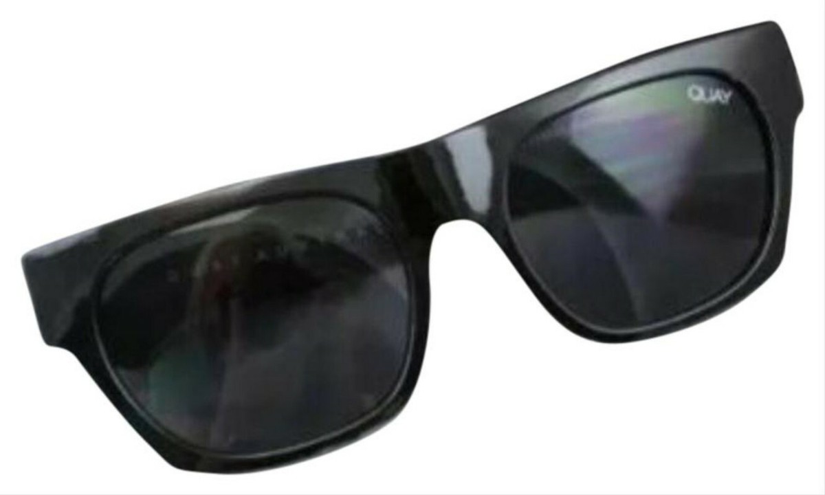 QUAY // ltd ed retro-mod-chic black rectangular frames black smoke lenses Black Smoke Chit Chat Sunglasses main image 3