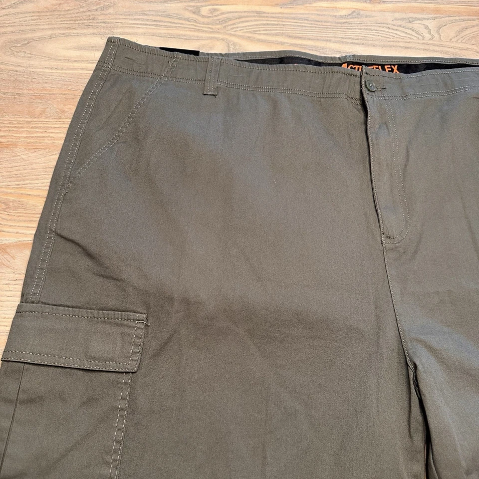 NOVO Shorts Masculino Architect Green Active Flex Cargo 52 com Costura Interna Elástica 10” $50 - Imagem 3 de 4