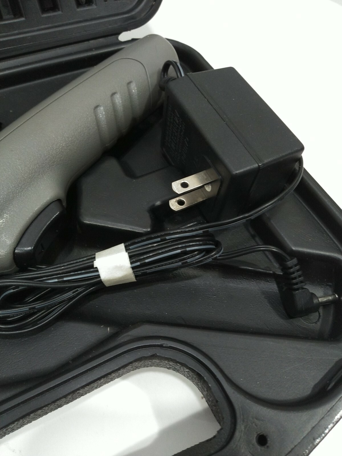 Craftsman 3.6 Volt Cordless Screwdriver model 315.111373 case charger