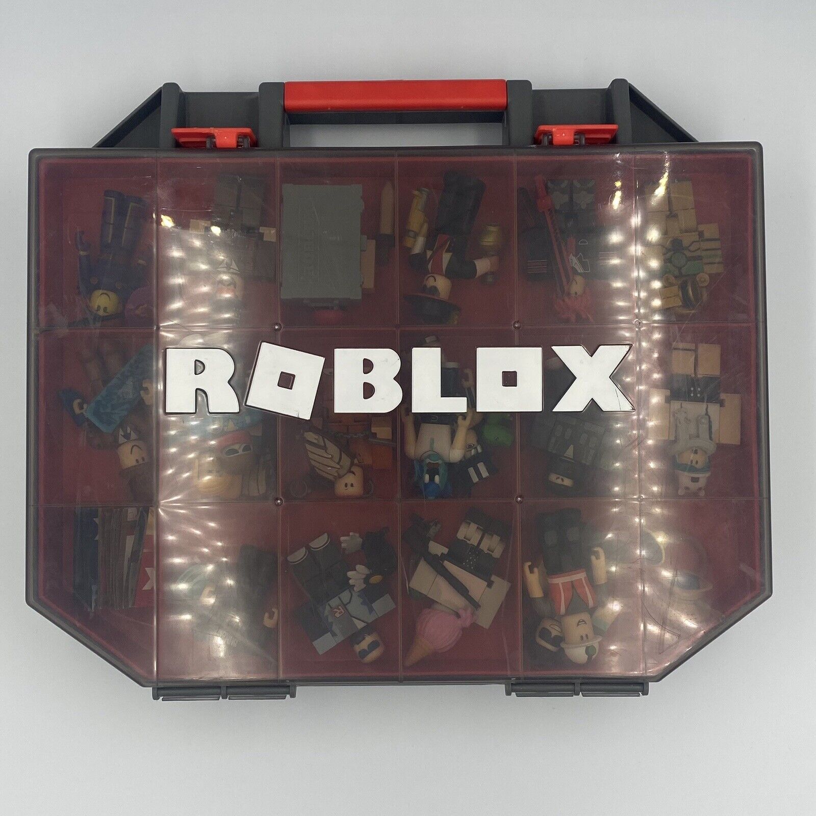 Roblox Toy Lot With Carrying Case 20 Figures