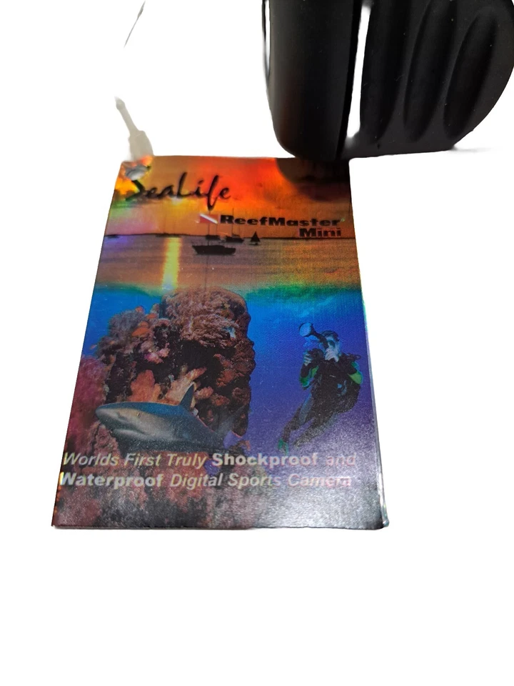 Cámara digital deportiva Sealife ReefMaster Mini SL320 impermeable a prueba de golpes 6 mp  Foto 2 de 4