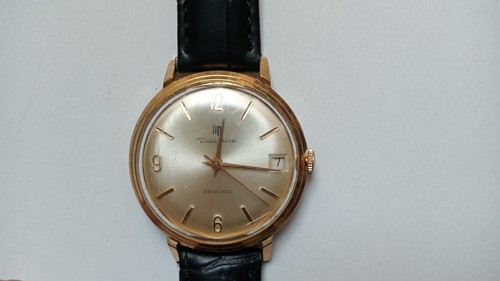 Vintage Lip Dauphine Square RGP Case Mens Watch NOS 28,6x38mm