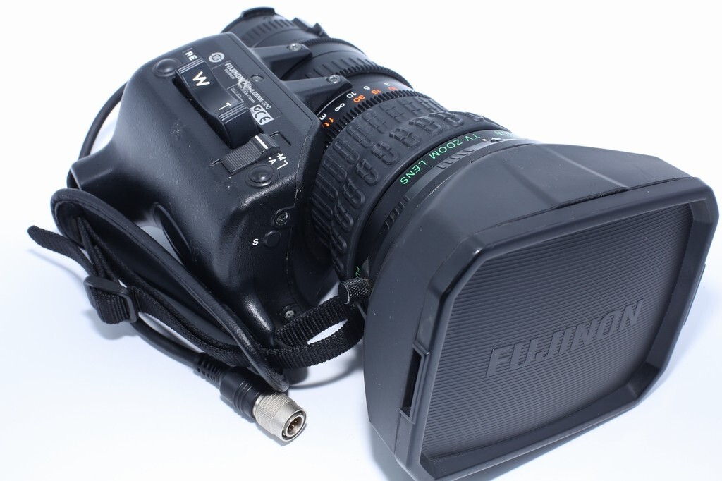 FUJINON A20x8.6BRM-SD 2/3 B4 mount TV Zoom Lens for