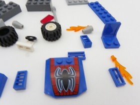 LEGO Super Heroes Juniors: Ultimate Spider-Man Spider-Car Pursuit 10665 26/49