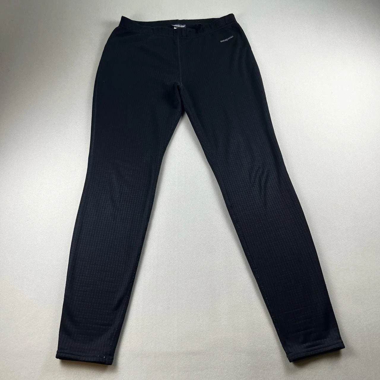 Patagonia R1 Pants Mens Medium Black Fleece Polartec Base Layer Thermal Legging
Opens in a new windo