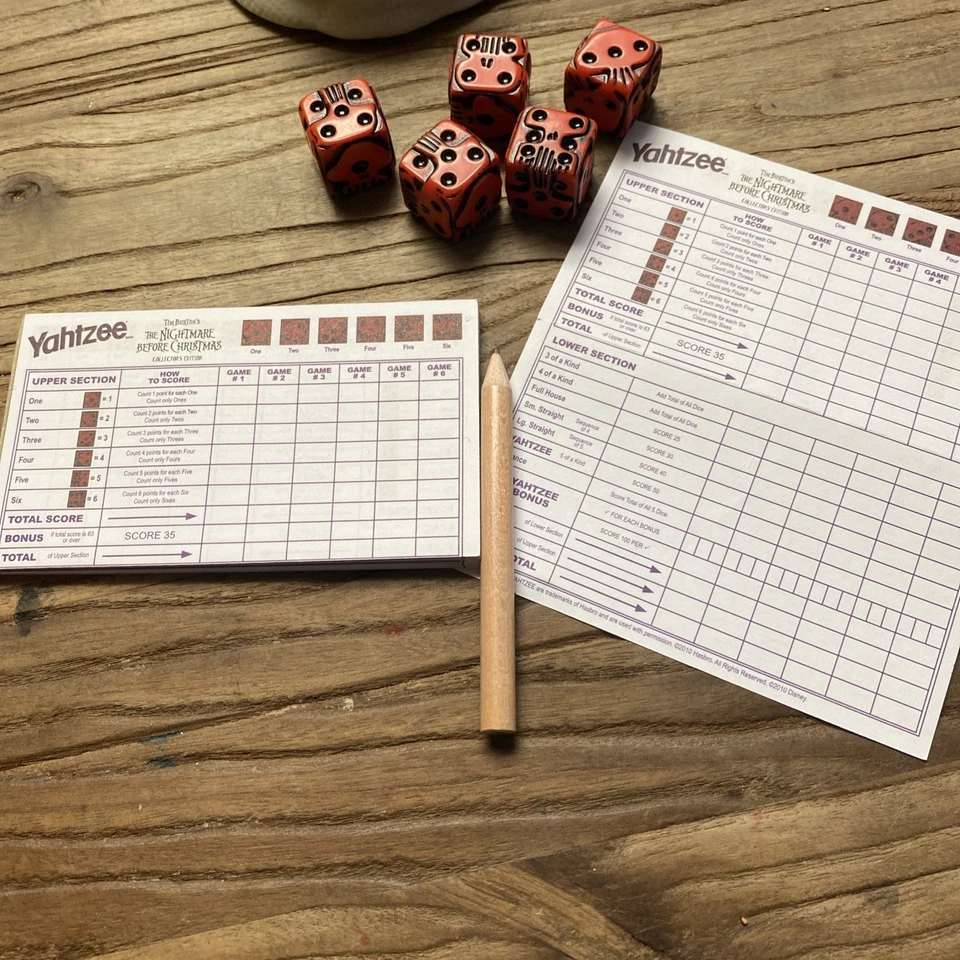 Yahtzee Tim Burton's Nightmare Before Christmas OOGIE BOOGIE Hasbro - Image 3 of 4