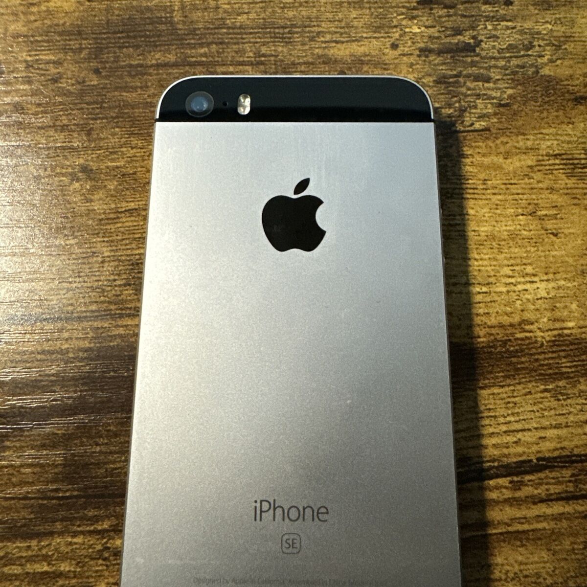 Apple iPhone SE - 16GB - Space Gray (Metro) A1662 (CDMA + Apple iPhone SE - 16GB - Space Gray (Metro) A1662 (CDMA +