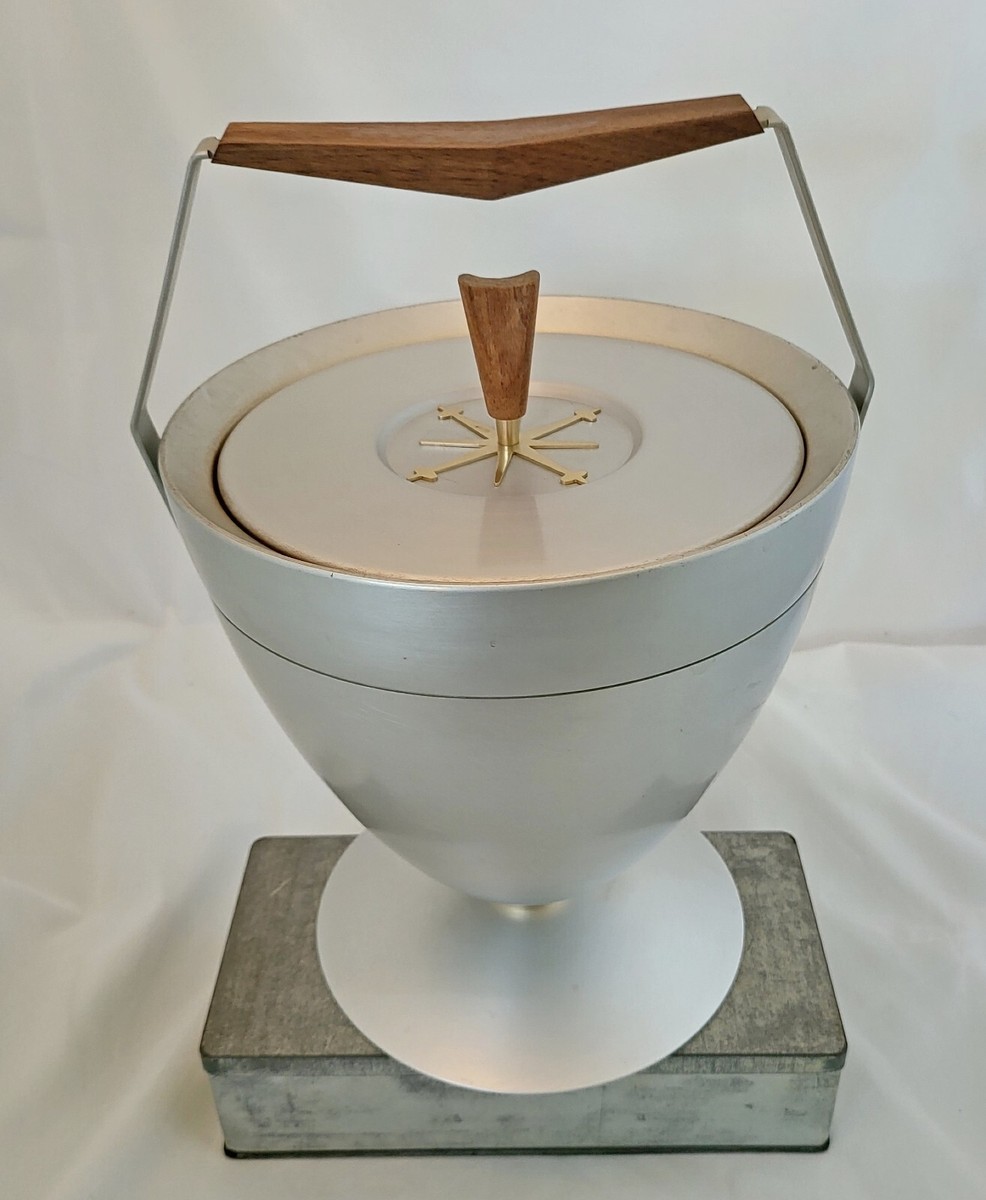 RARE Vtg 1950s Mirro Medallion Pedestal Ice Bucket w/handle