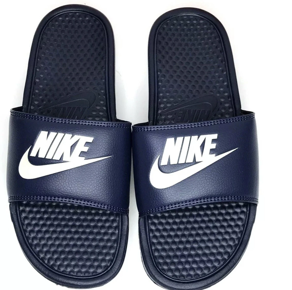 Navy blue nike flip clearance flops