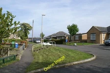 Photo 6x4 Springhill Close 2 Scarborough/TA0388 Another view of Springhi c2014