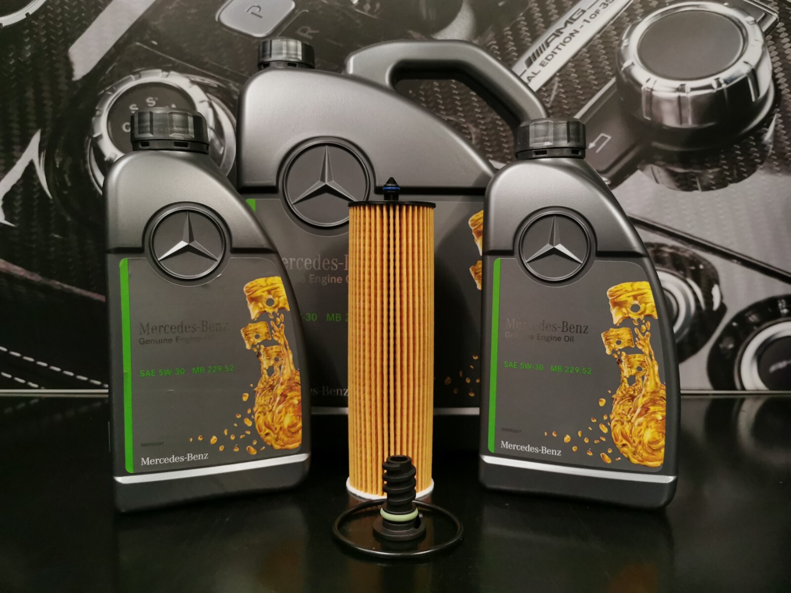 Genuine MercedesBenz W213 EClass E200 220d Oil Filter & Engine Oil