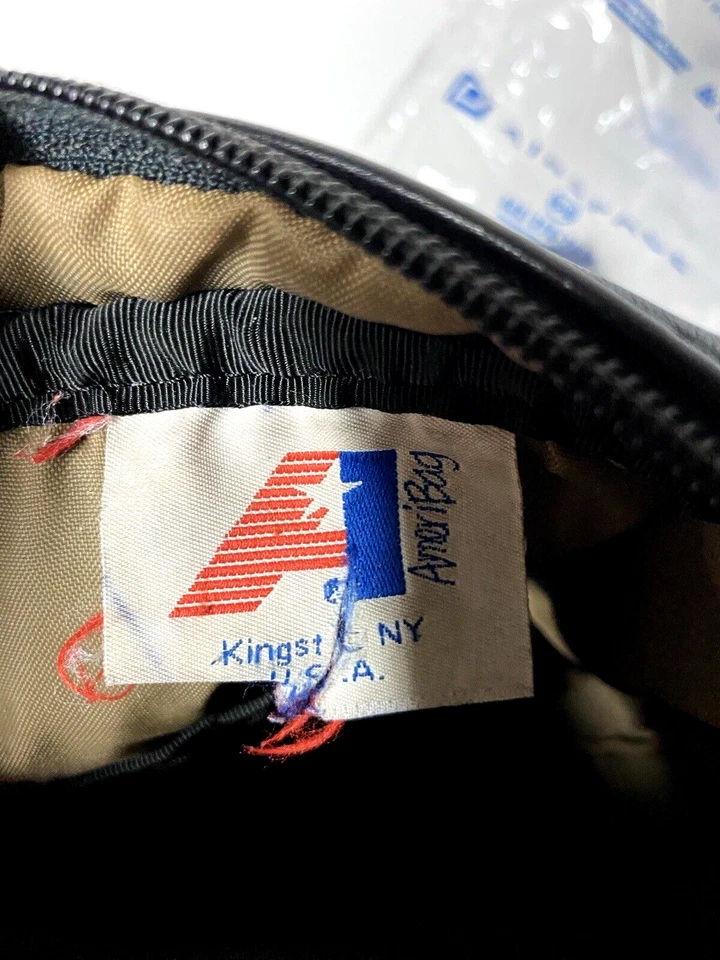 Bolso de Mano Ameribag Bandolera Rectángulo Cuero Negro Kingston NY EE. UU. Raro Foto 2 de 4