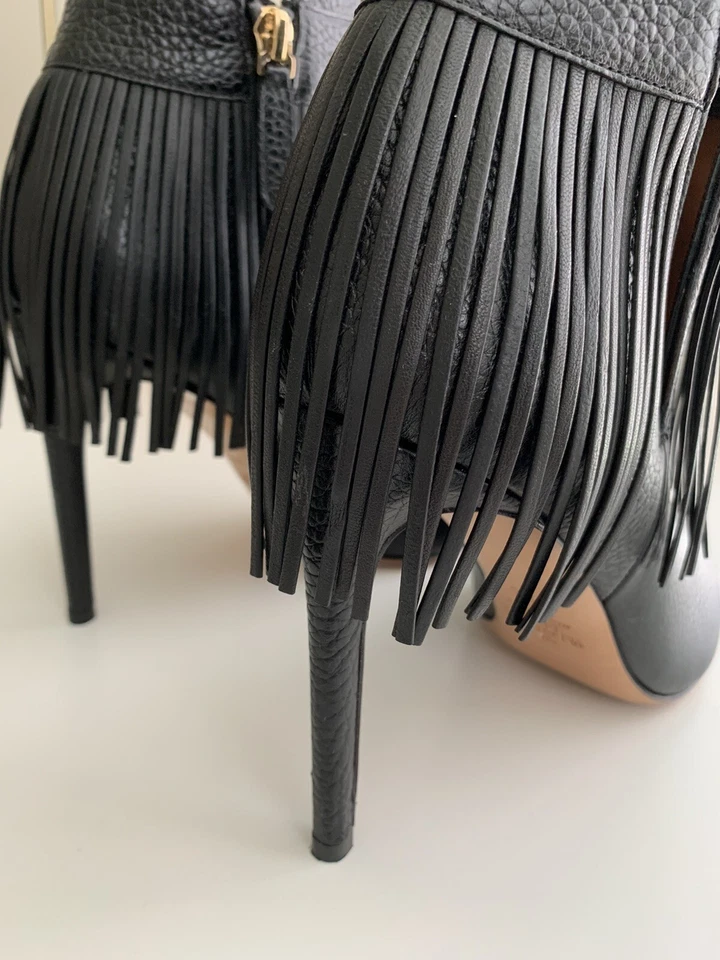 NUEVOS VALENTINO GARAVANI Rockee Flecos Cuero Negro Botines Talla 38.5 $1595. Foto 3 de 4