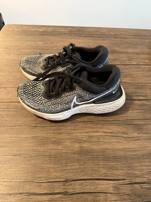 Size 8 - Nike ZoomX Invincible Run Flyknit White Black W