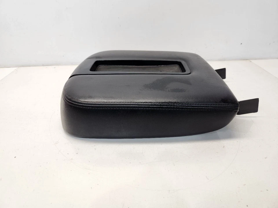 2007-09 GMC Yukon XL 1500 Floor Console - Lid ONLY Color: 19I - Image 3 of 4