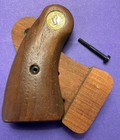 Colt OEM  D-Frame Short Square Butt Smooth American Walnut Panel Grips Gold Meds — photo 3