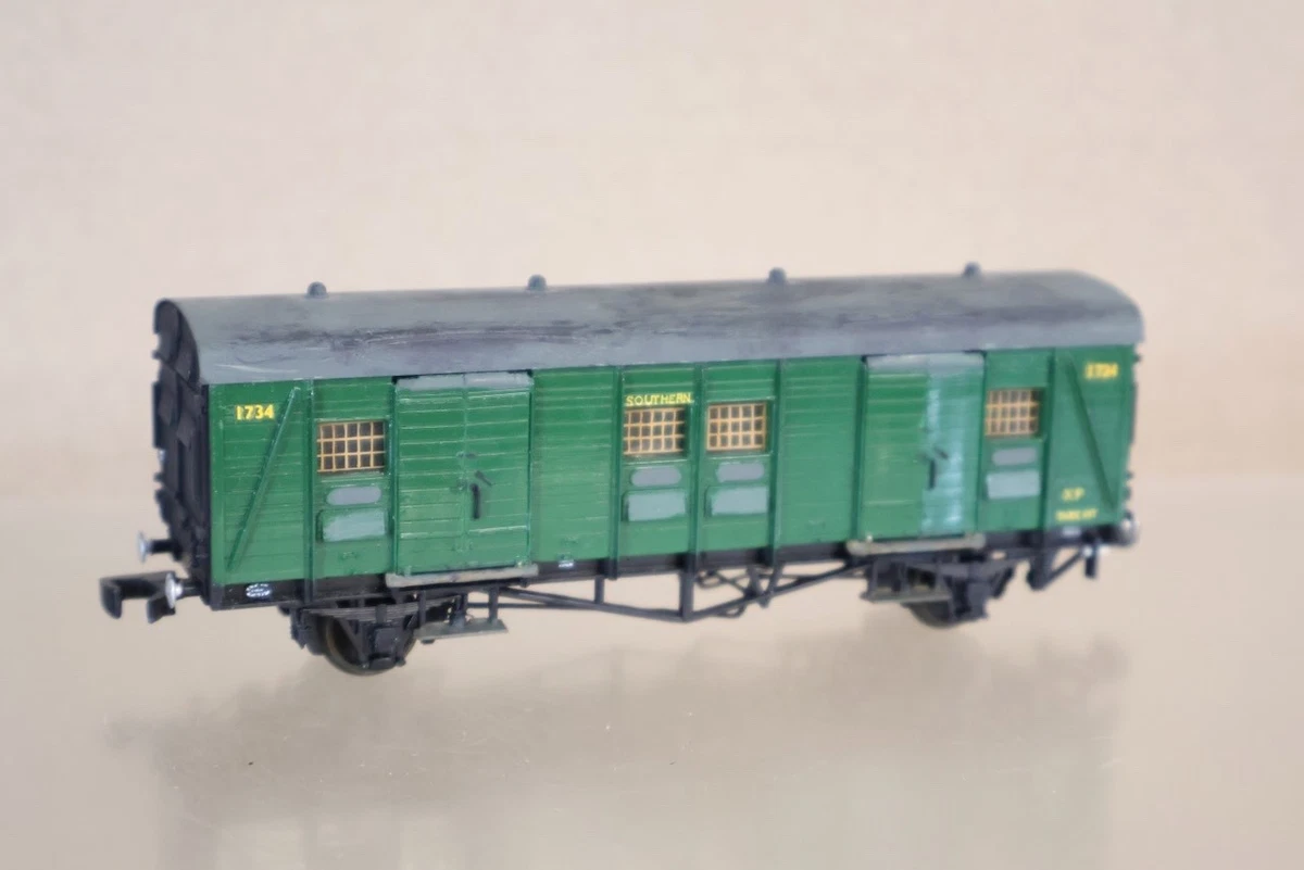 Hornby OO Southern Coach Model Railroad Passenger Cars for sale | eBay