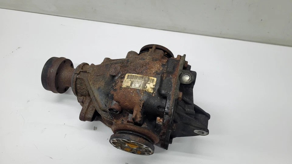 BMW E46  330i Coupe  Differential Hinterachsgetriebe  Automatik  7505393   (53) - Bild 1 von 4