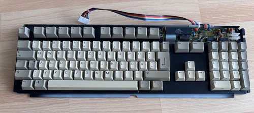 SAMSUNG Tastatur für/for AMIGA 500/A500+ LED:ROT/GRÜN , funktioniert.. #04 25