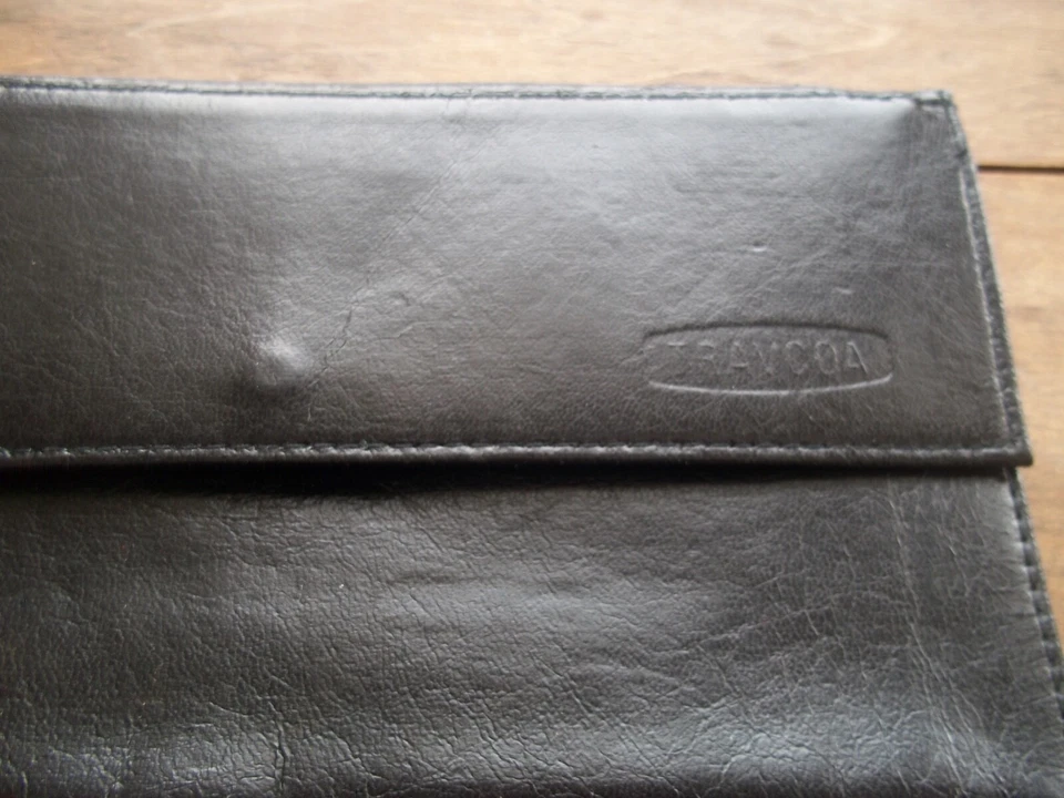 6 CARTERAS DE VIAJE/PASAPORTE DE COLECCIÓN Y NUEVAS - 2 cuero 4 vinilos + 2 BONUS CUERO DOBLE PLIEGUES Foto 4 de 4