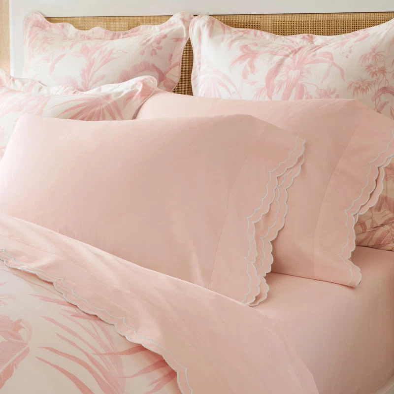 Pottery Barn Cynthia Rowley Scalloped Embroidered Pillowcases - Thumbnail 2