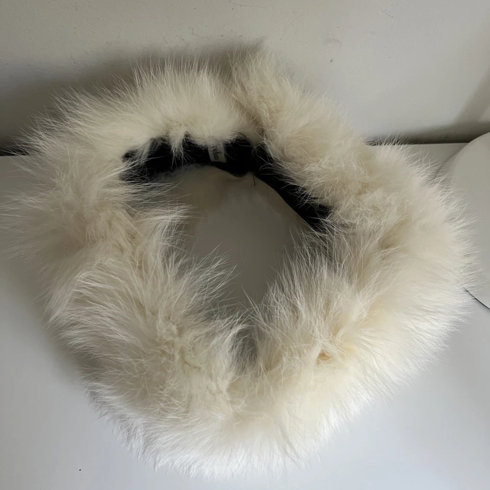 De colección Neiman Marcus Diadema de Piel Cuello Envolvente Sombrero Blanco Crema Invierno Cuello Gorra Foto 3 de 4