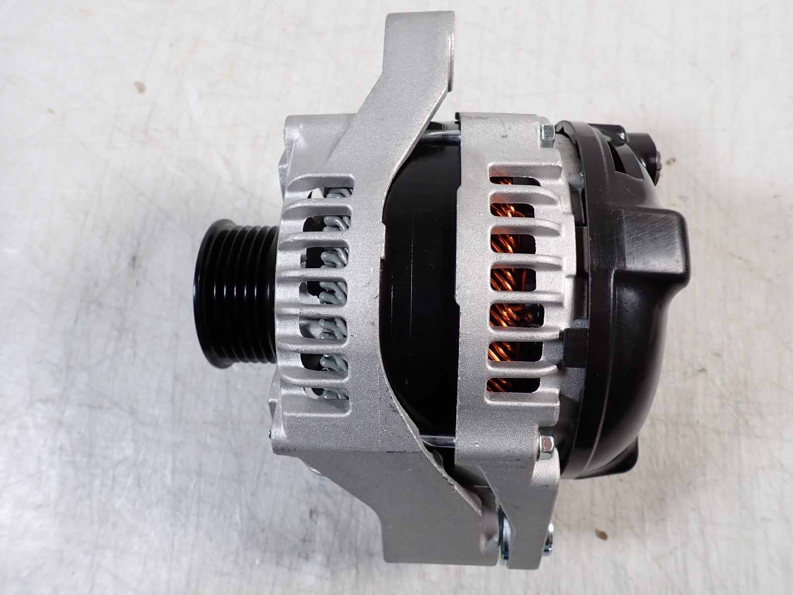 New Alternator For 2004-2011 Maserati Quattroporte 4.2L 104210-3960