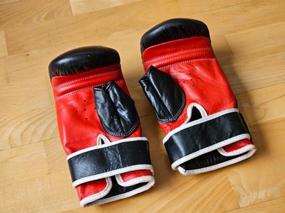 PBS Pro ProBoxing  Classic Bag Gloves M Medium Black / Red